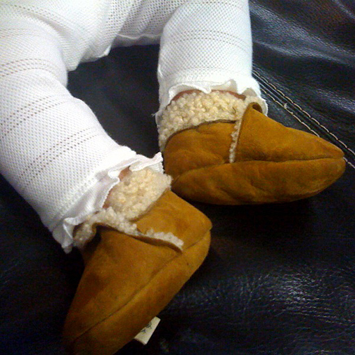 ruaオリジナルブーティー 子羊 キャメル