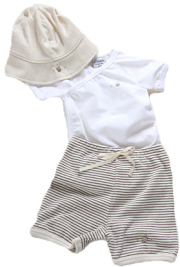ベビー服夏服のコーデ